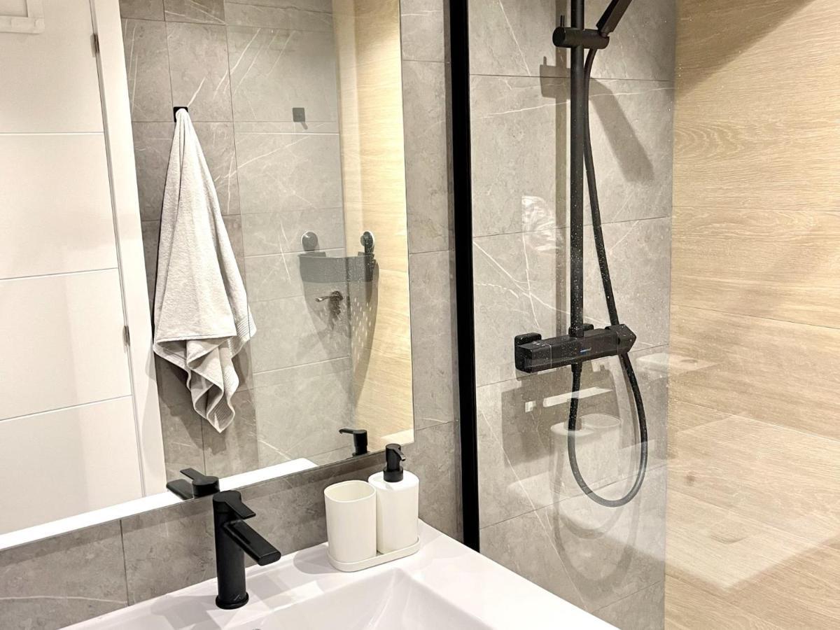 Apartbeach Michelangelo De Luxe Climatizado Y Junto Playa 08 ซาลอว์ ภายนอก รูปภาพ